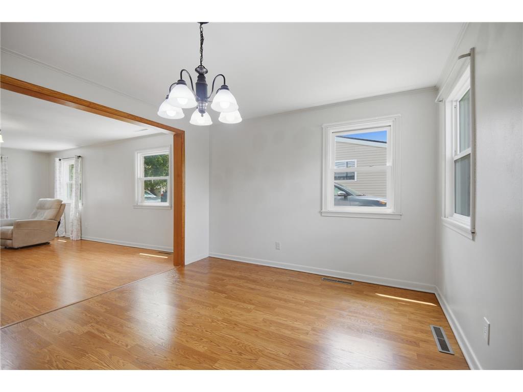 618 E University Street Owatonna MN 55060 7084407 image13