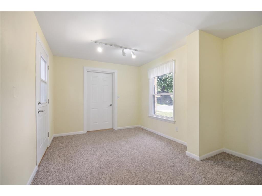 618 E University Street Owatonna MN 55060 7084407 image22