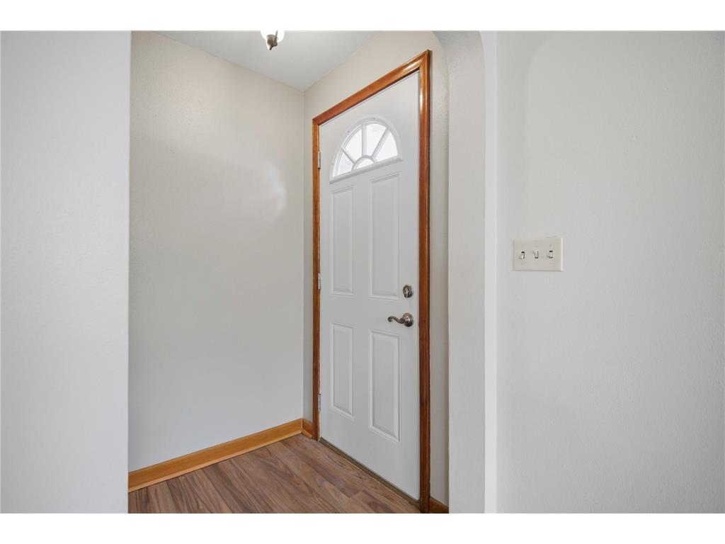 618 E University Street Owatonna MN 55060 7084407 image3