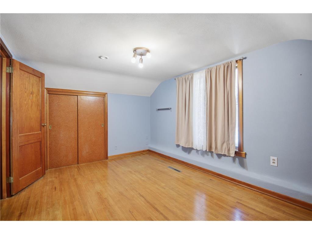 618 E University Street Owatonna MN 55060 7084407 image32