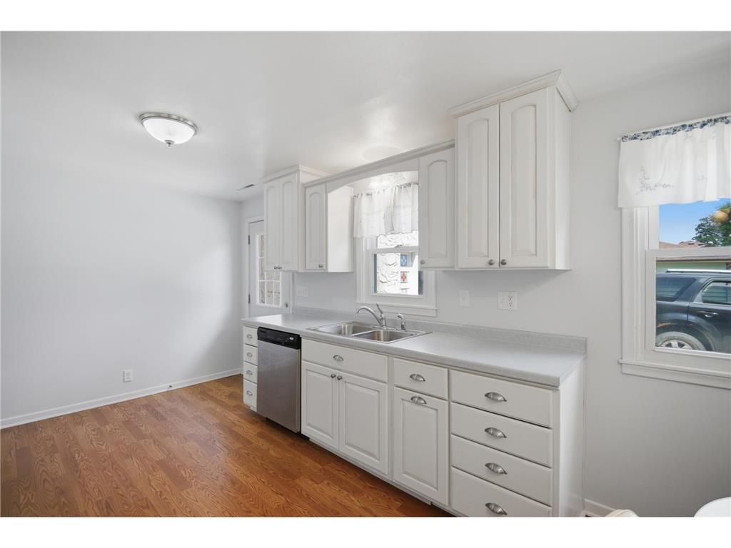 618 E University Street Owatonna MN 55060 7084407 image6
