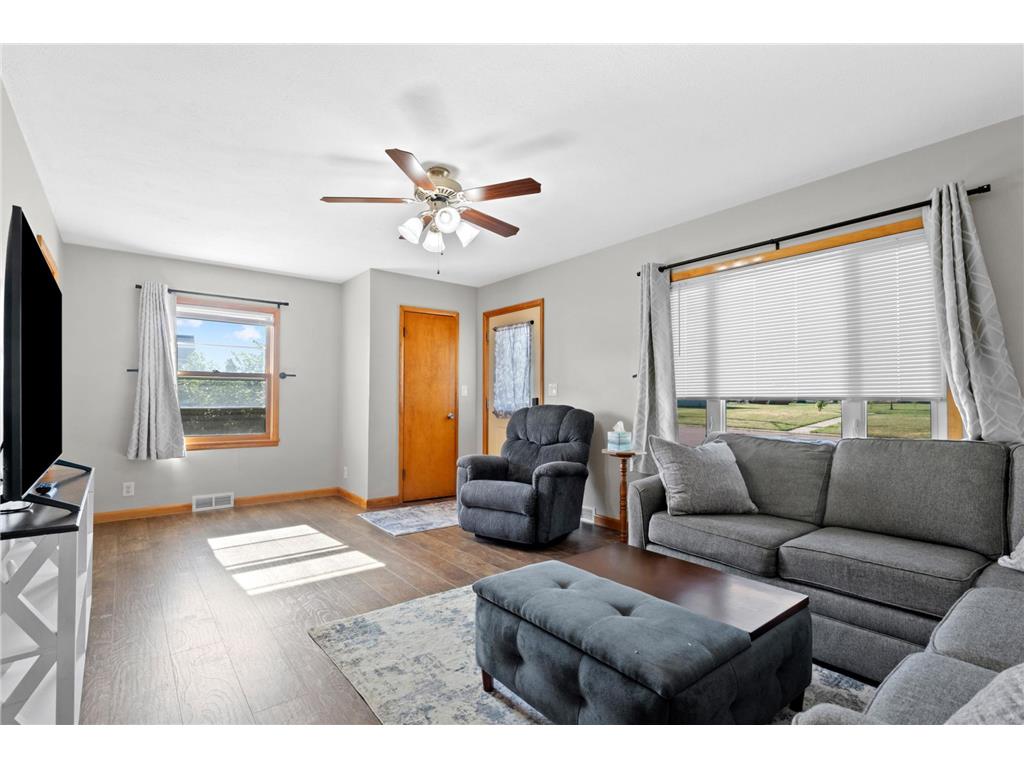 618 Lincoln Street Hartland MN 56042 7091098 image6