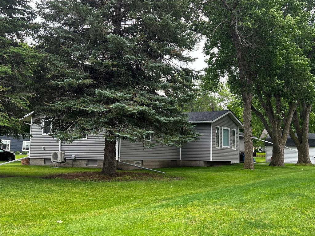 618 Memorial Place Dawson MN 56232 6569605 image3