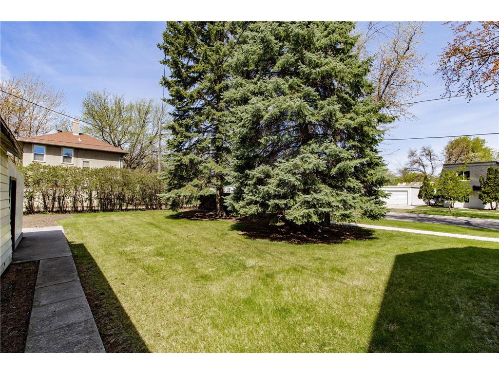 618 Oak Street N Fargo ND 58102 7072548 image38