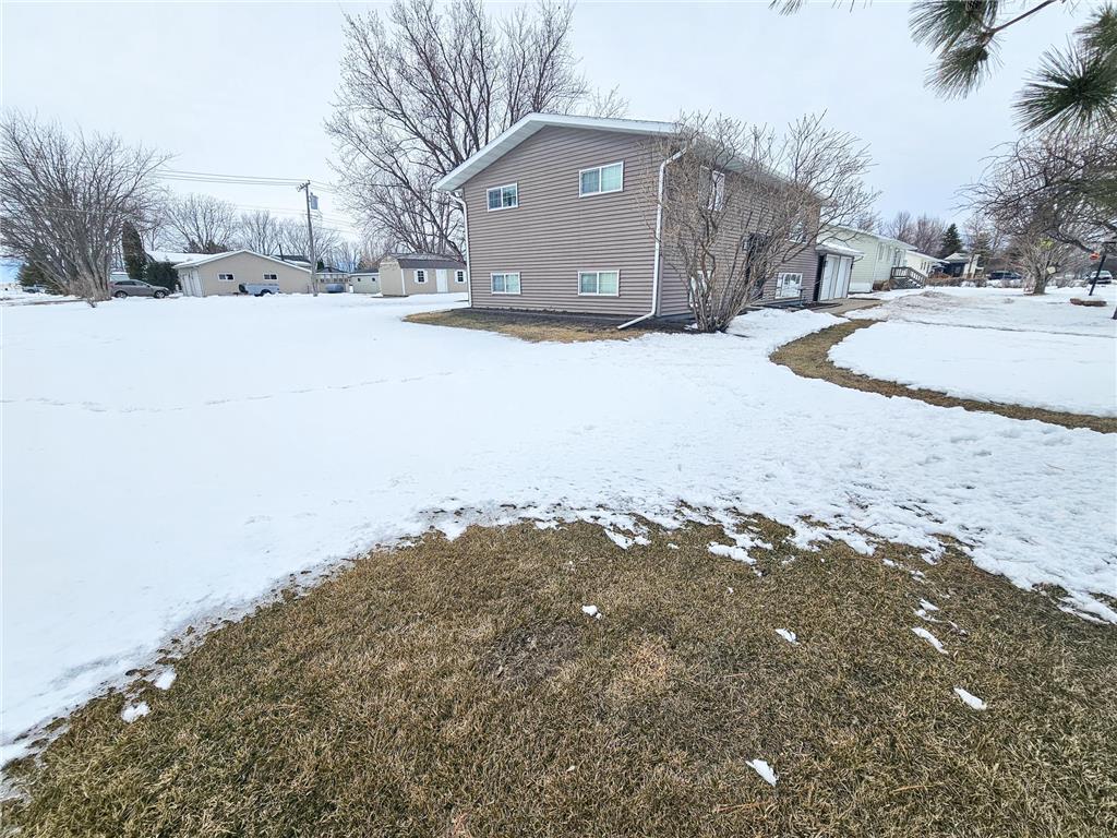 618 Saint Marys Avenue SW Red Lake Falls MN 56750 7051953 image3