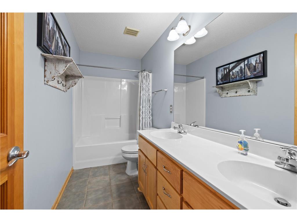 618 Tupelo Way Chaska MN 55318 7081694 image36