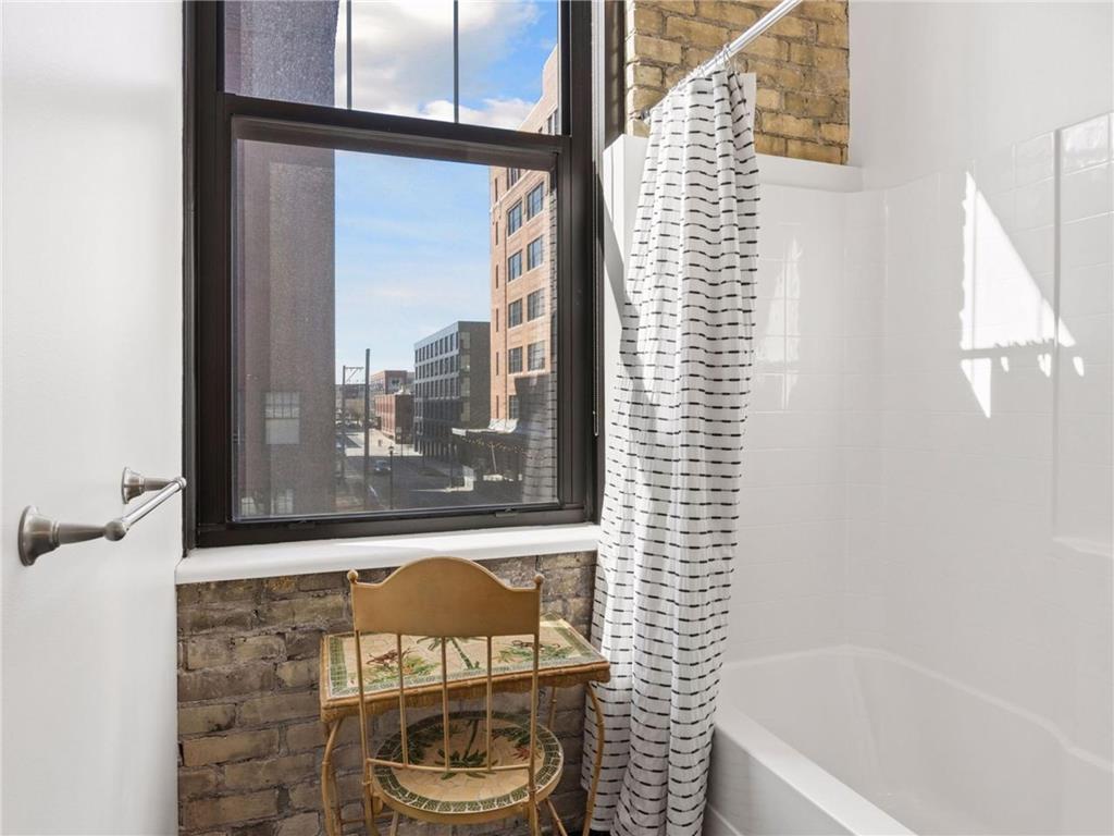 618 Washington Avenue N #301 Minneapolis MN 55401 7035847 image24