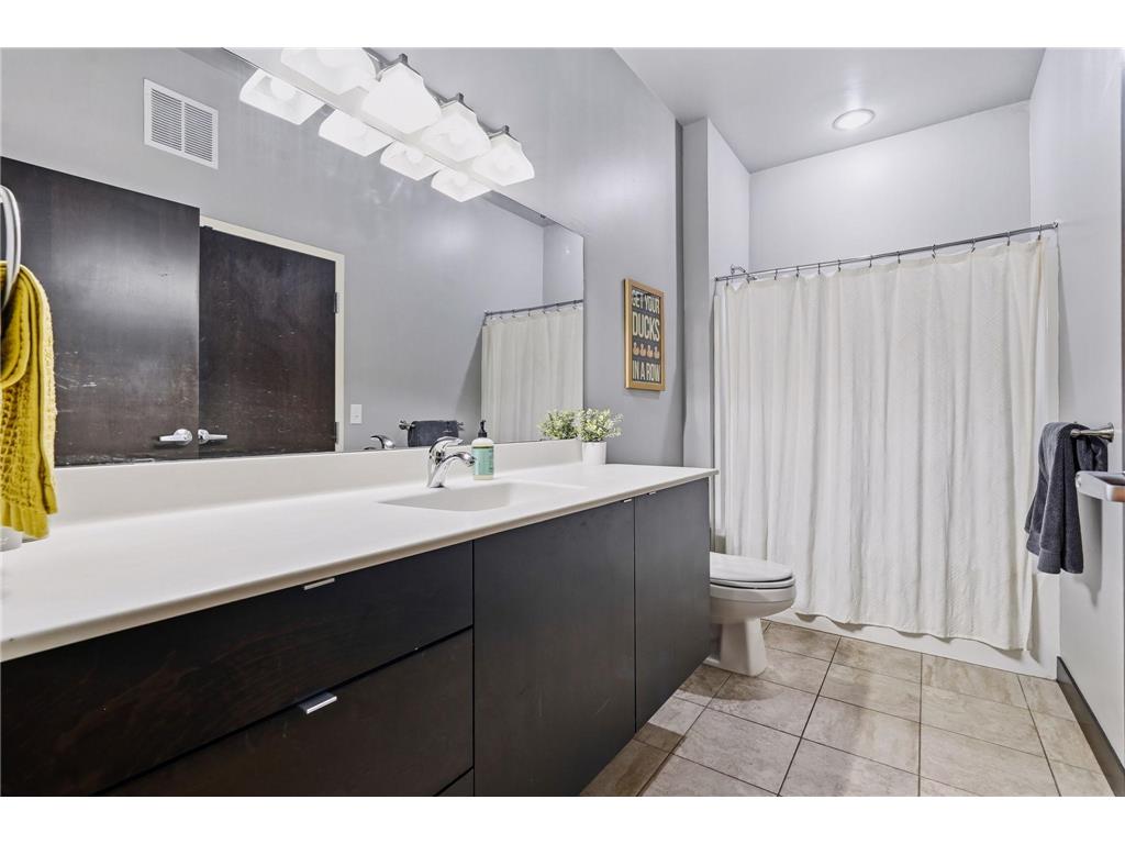 618 Washington Avenue N #405 Minneapolis MN 55401 7065871 image31
