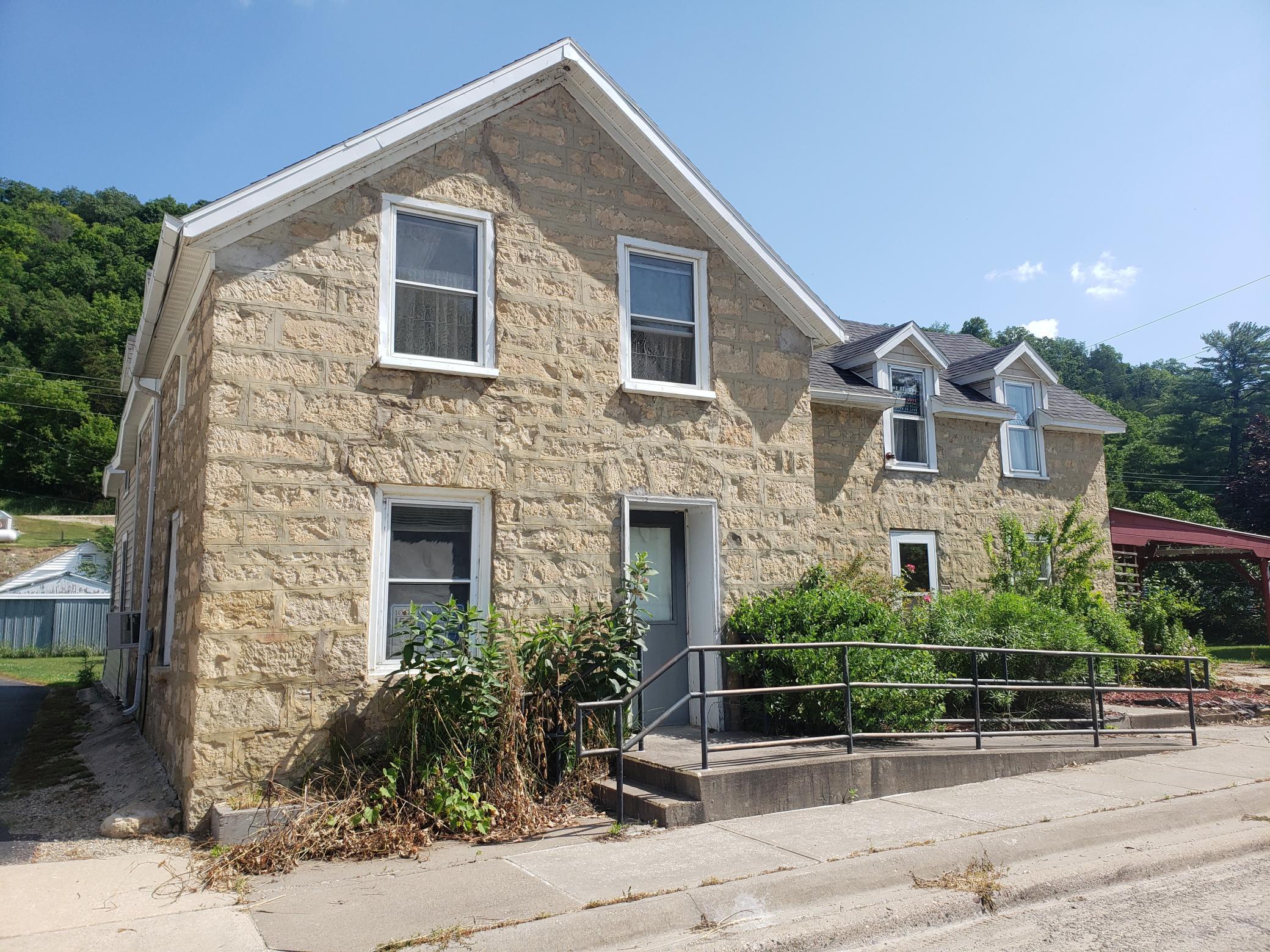 618 Waterloo Creek Drive, Dorchester, IA, 52140 MLS 6018413 Edina