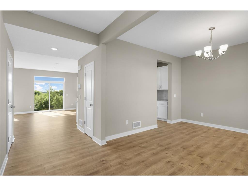 6180 Martin Avenue NE Albertville MN 55301 7085817 image3