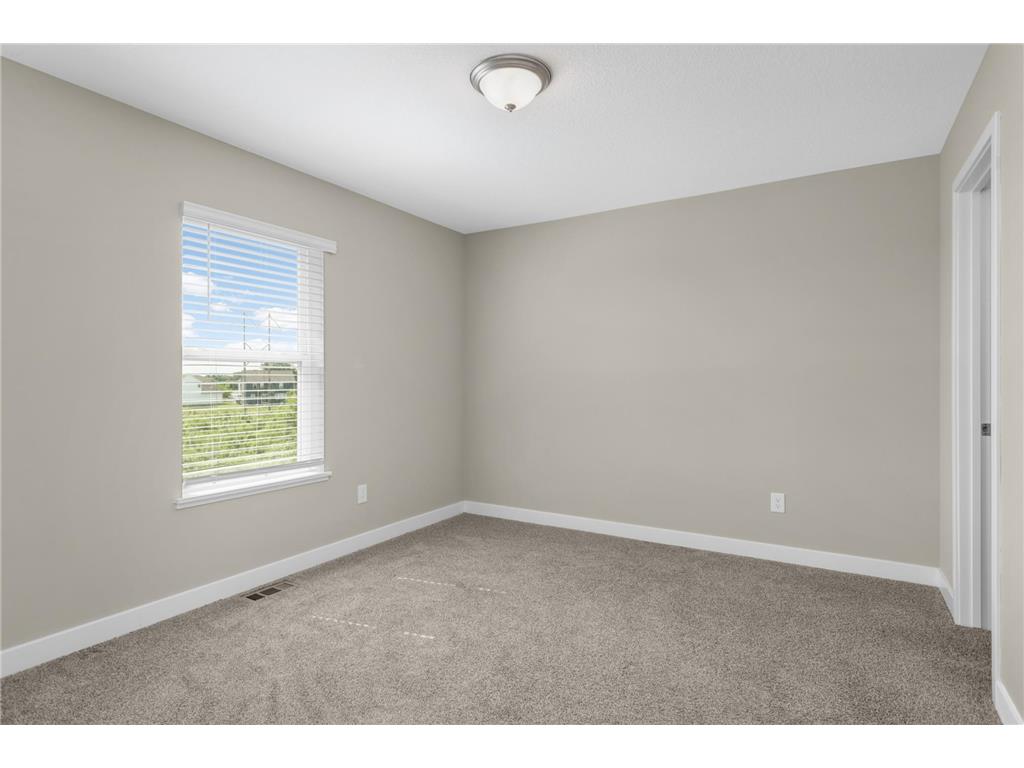 6180 Martin Avenue NE Albertville MN 55301 7085817 image36