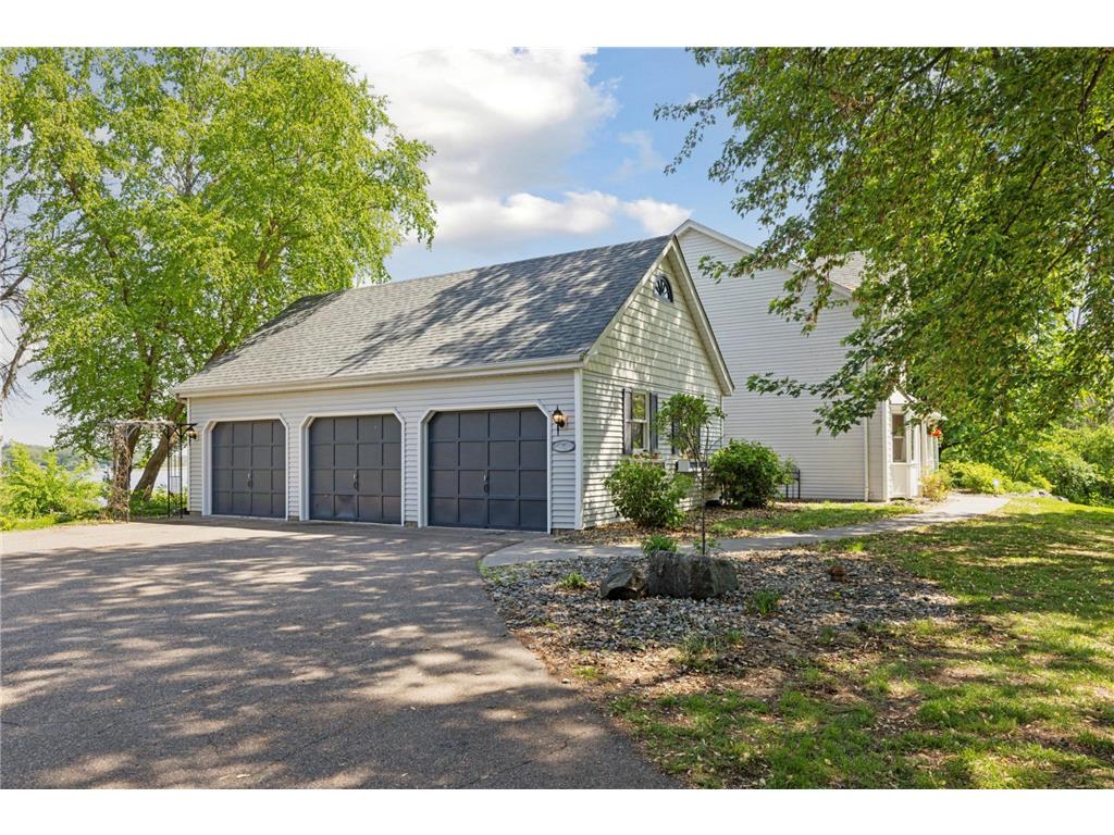 6185 Partridge Court Lino Lakes MN 55110 - Bald Eagle 7014887 image9