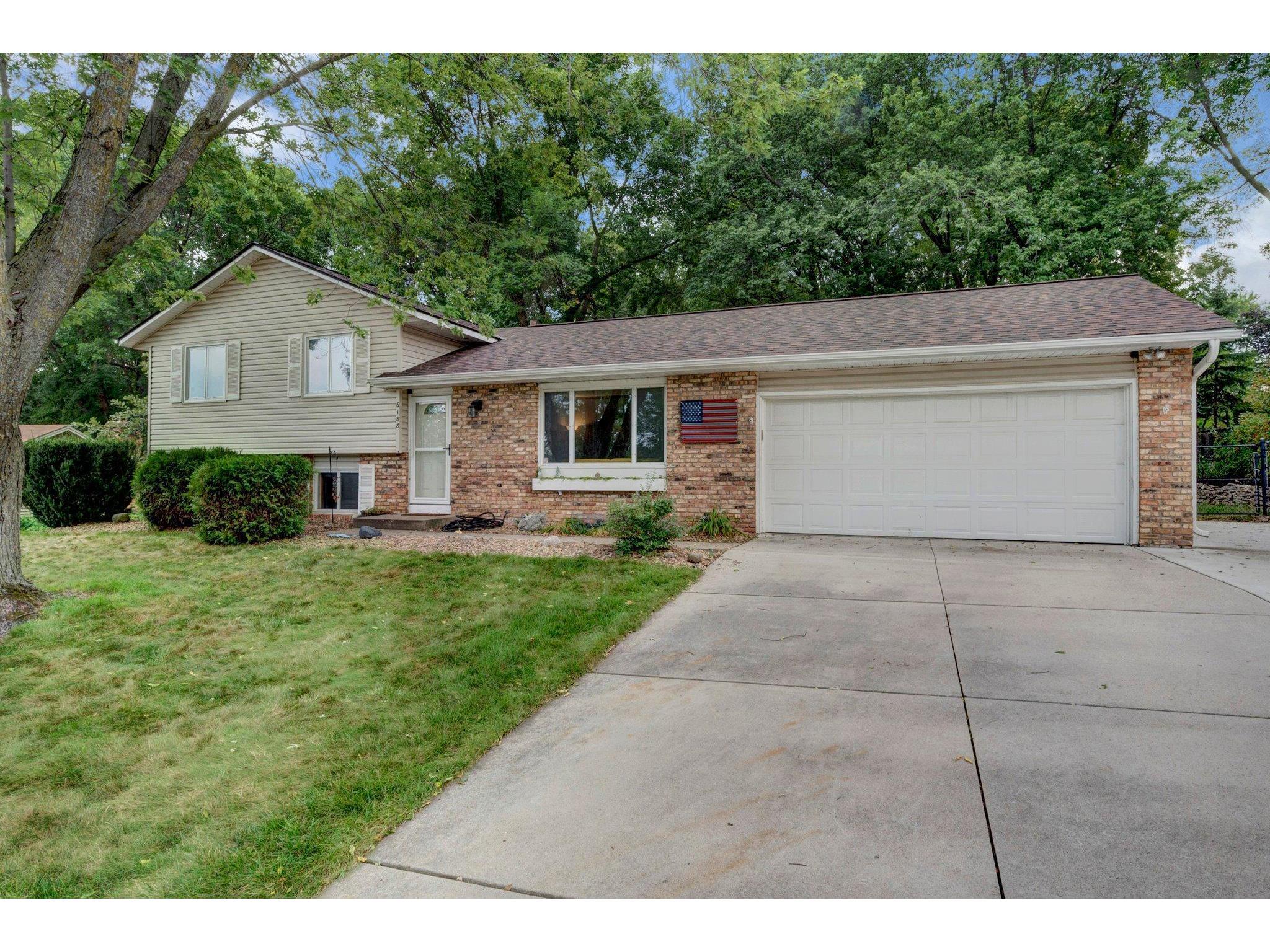 6188 132nd Way, Apple Valley, MN 55124 MLS 6084458 Edina Realty