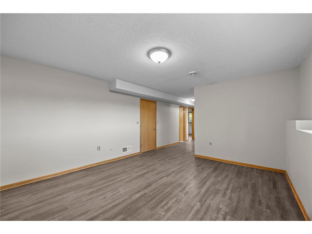 6188 15th Street N Oakdale MN 55128 7085143 image14