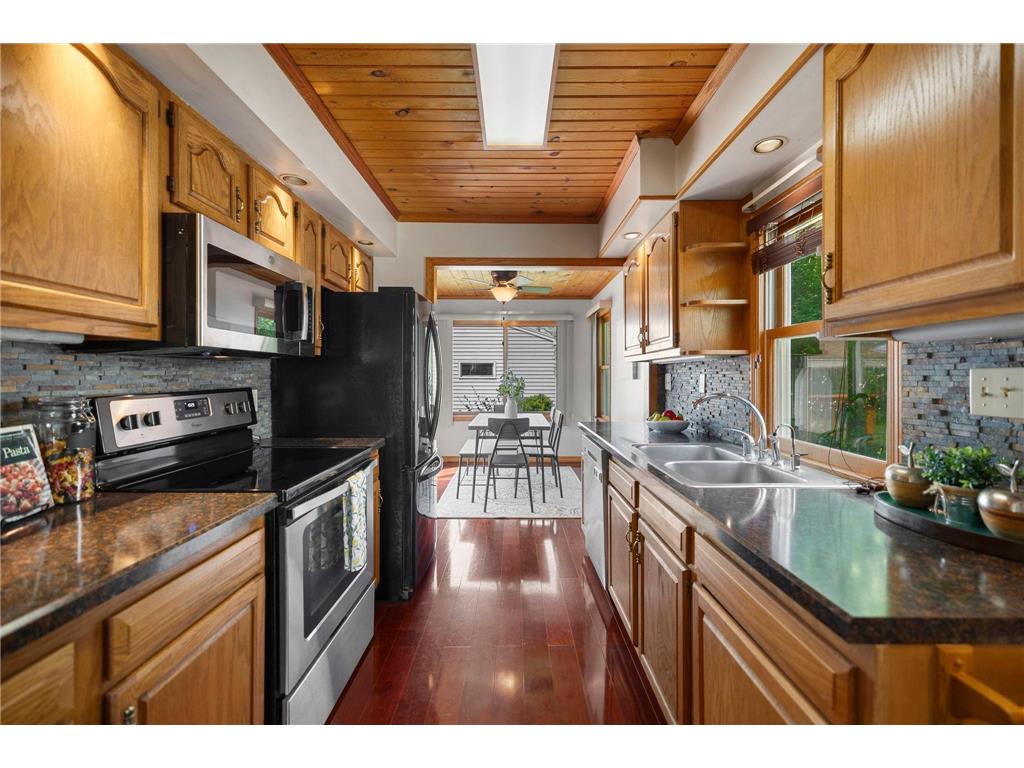 619 12th Avenue N South Saint Paul MN 55075 7075048 image13