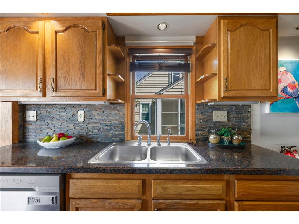 619 12th Avenue N South Saint Paul MN 55075 7075048 image14
