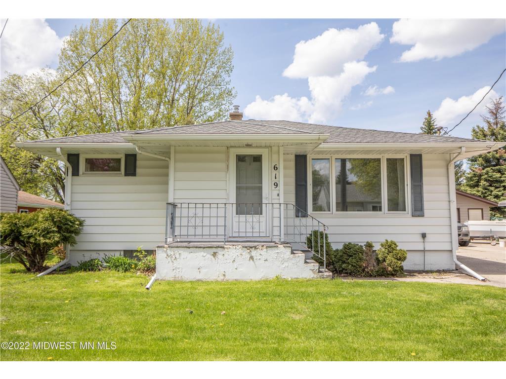 619 15th Street N, Moorhead, MN, 56560 MLS 6211707 Edina Realty