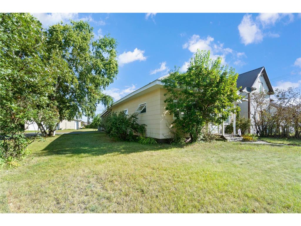 619 3rd Street SE Bemidji MN 56601 6781133 image1