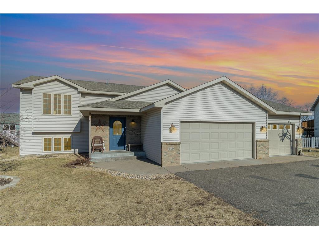 619 7th Street S Sartell MN 56377 6685263 image1