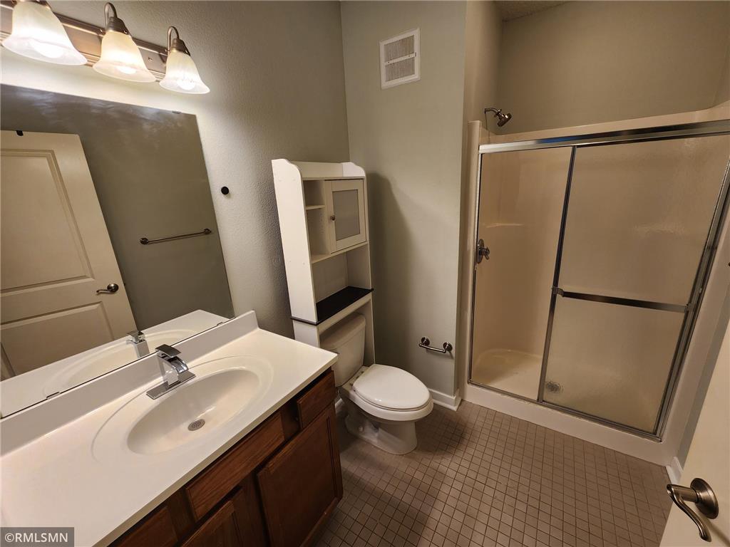 619 8th Street SE #103 Minneapolis MN 55414 6754976 image15