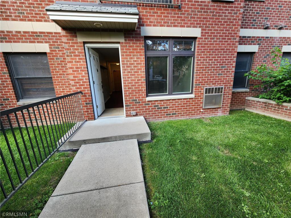 619 8th Street SE #103 Minneapolis MN 55414 6754976 image4