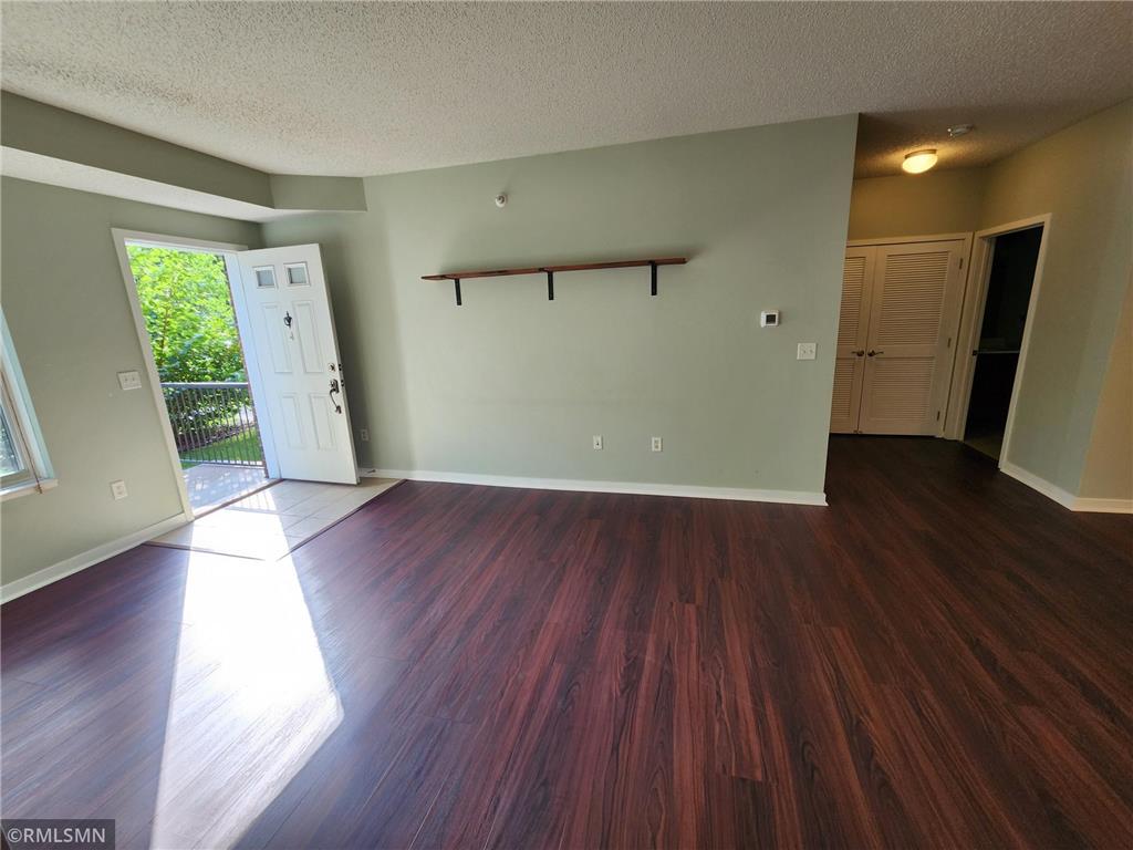 619 8th Street SE #103 Minneapolis MN 55414 6754976 image7