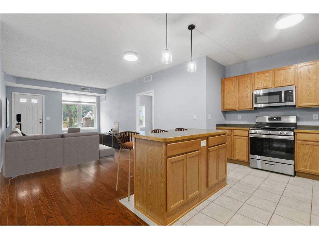 619 8th Street SE #111 Minneapolis MN 55414 6437946 image1