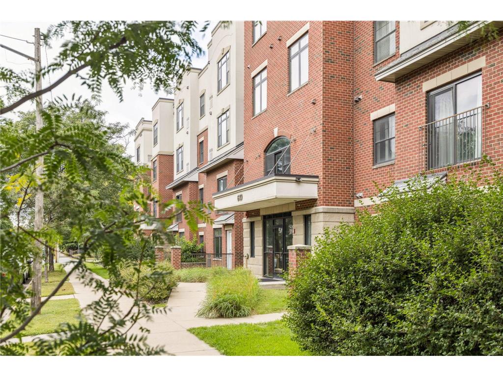 619 8th Street SE #208 Minneapolis MN 55414 6779735 image1