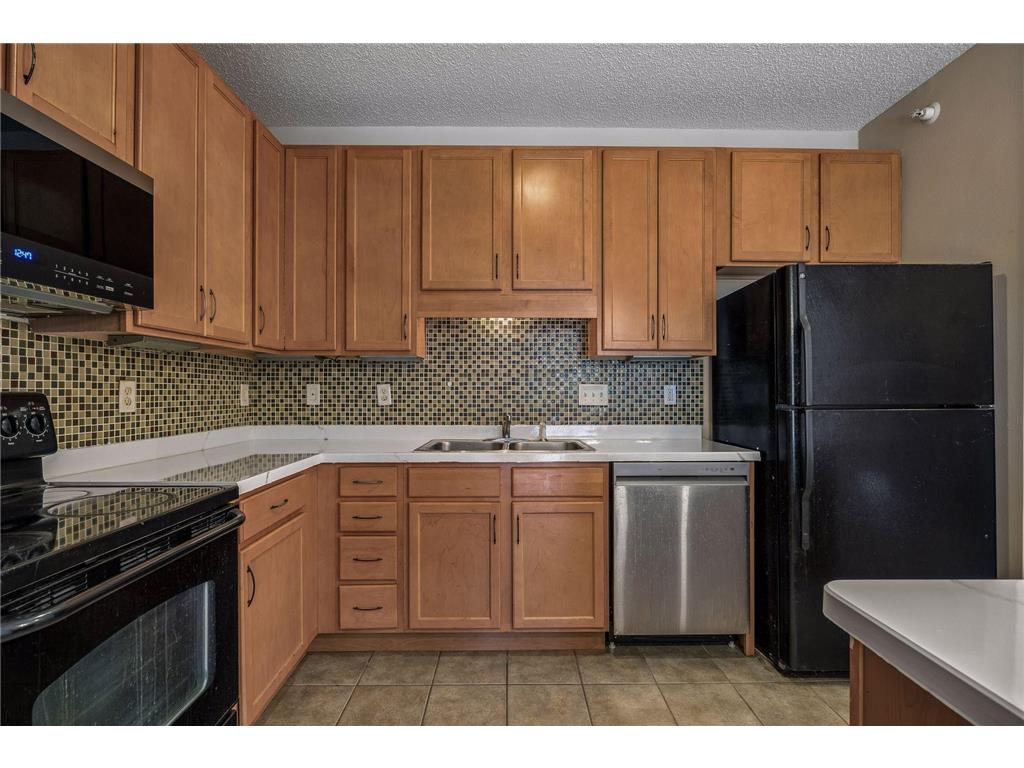 619 8th Street SE #211 Minneapolis MN 55414 7055462 image2