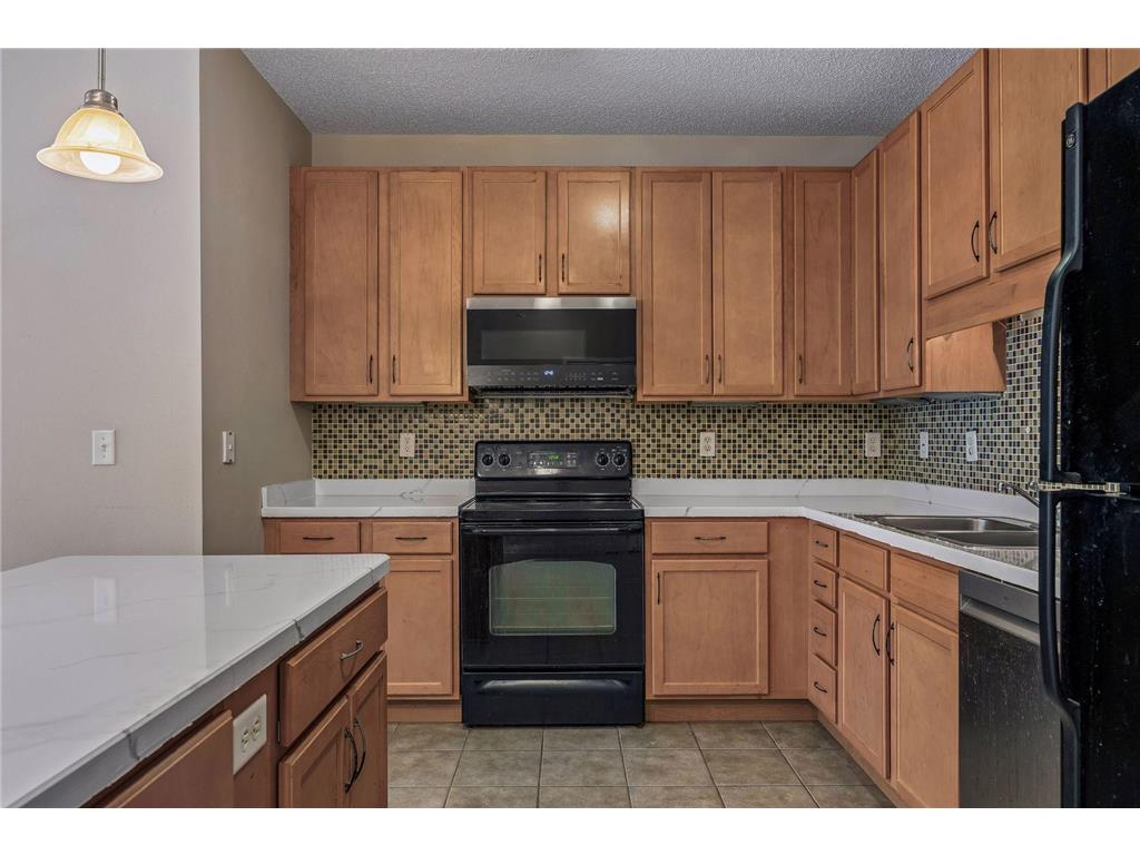619 8th Street SE #211 Minneapolis MN 55414 7055462 image3