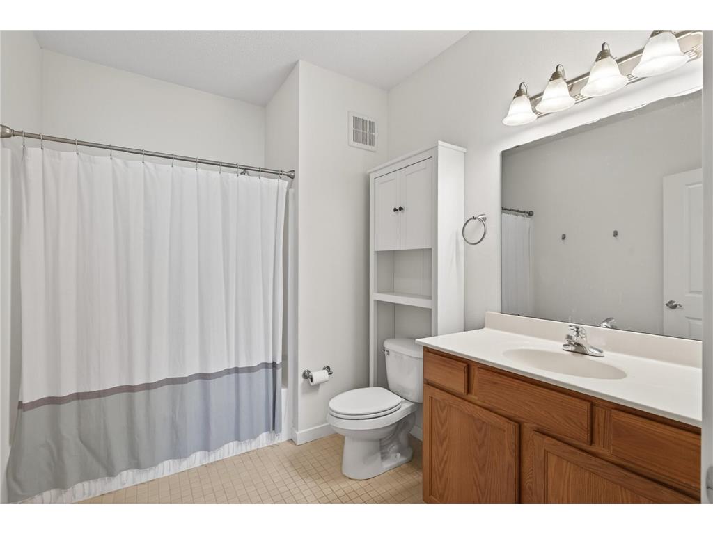 619 8th Street SE #308 Minneapolis MN 55414 7086650 image11