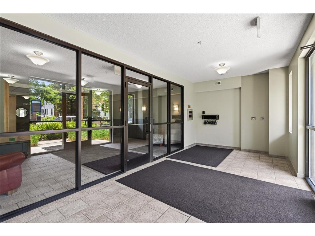 619 8th Street SE #308 Minneapolis MN 55414 7086650 image23