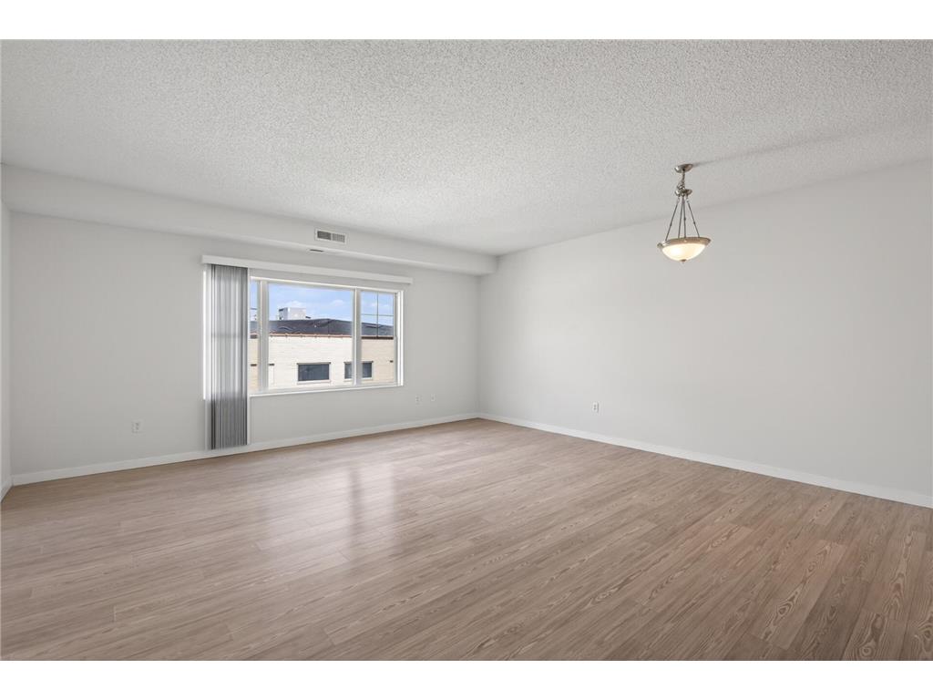 619 8th Street SE #308 Minneapolis MN 55414 7086650 image30