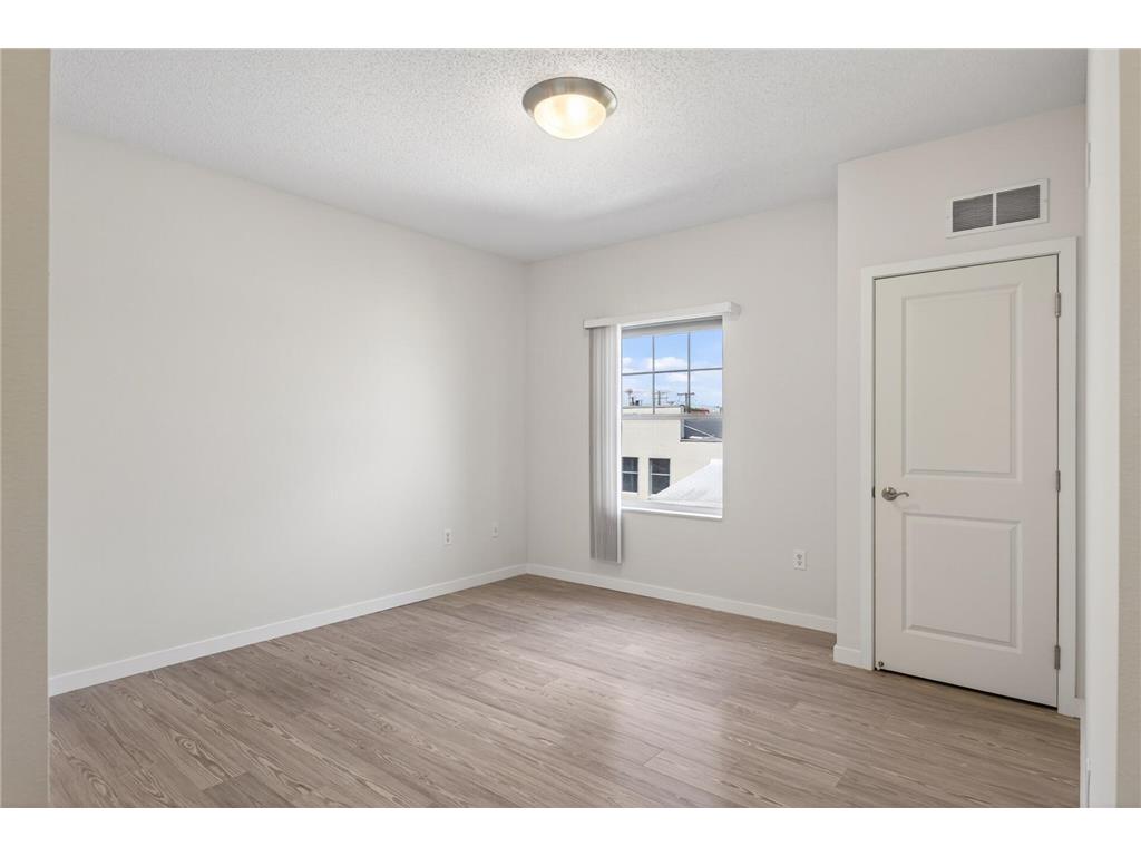 619 8th Street SE #308 Minneapolis MN 55414 7086650 image34