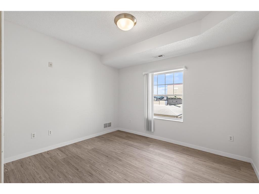 619 8th Street SE #308 Minneapolis MN 55414 7086650 image37