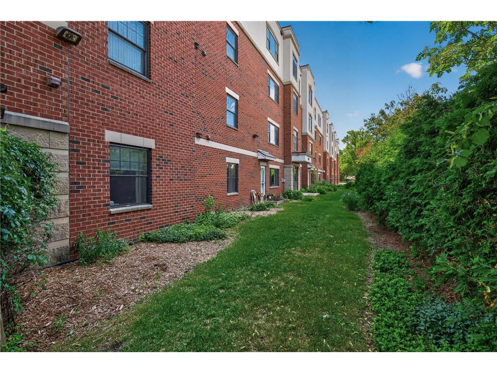 619 8th Street SE #308 Minneapolis MN 55414 7086650 image43