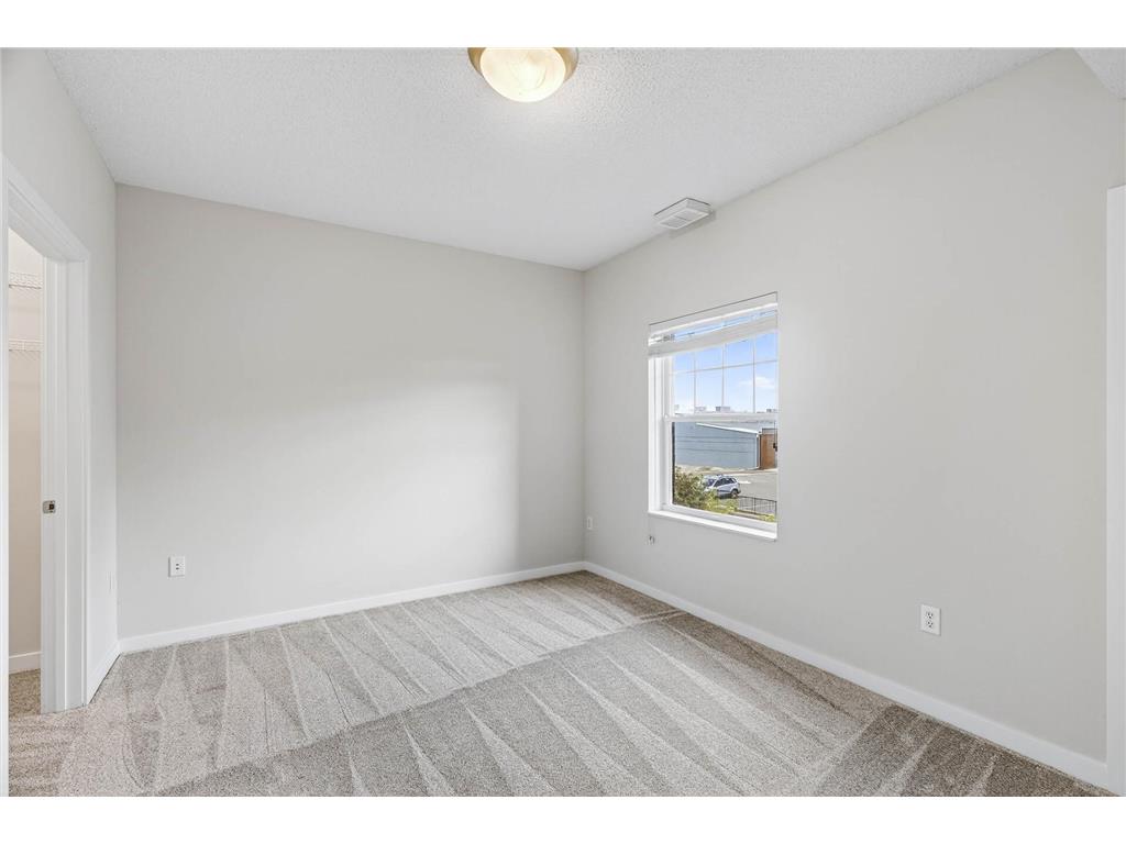 619 8th Street SE #315 Minneapolis MN 55414 7001145 image20