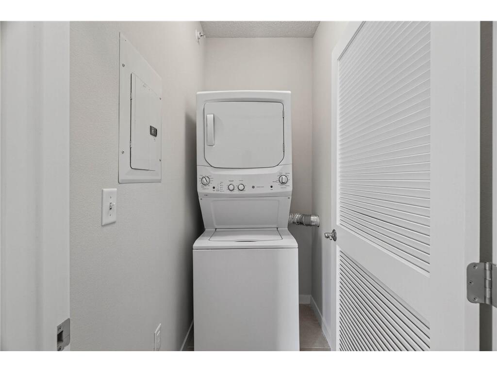 619 8th Street SE #315 Minneapolis MN 55414 7001145 image25