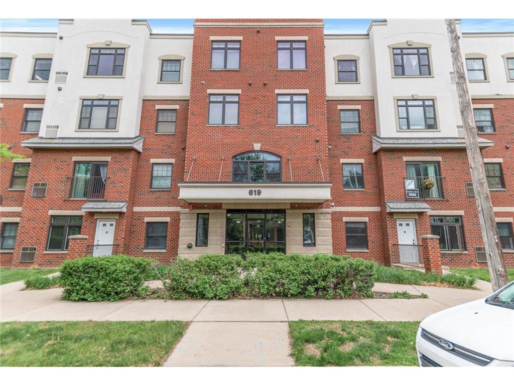 619 8th Street SE #409 Minneapolis MN 55414 6777452 image1