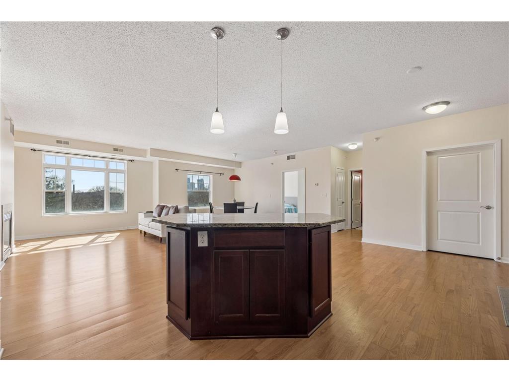 619 8th Street SE #409 Minneapolis MN 55414 7013748 image12