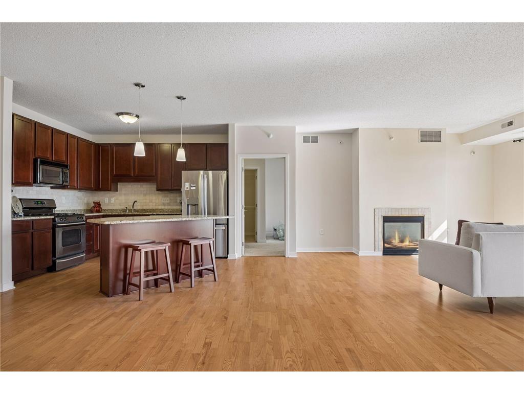 619 8th Street SE #409 Minneapolis MN 55414 7013748 image6