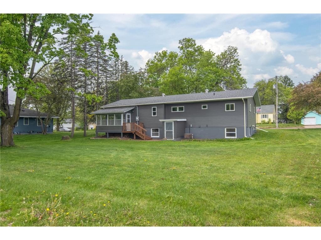 619 Aspen Avenue S Amery WI 54001 6725382 image1