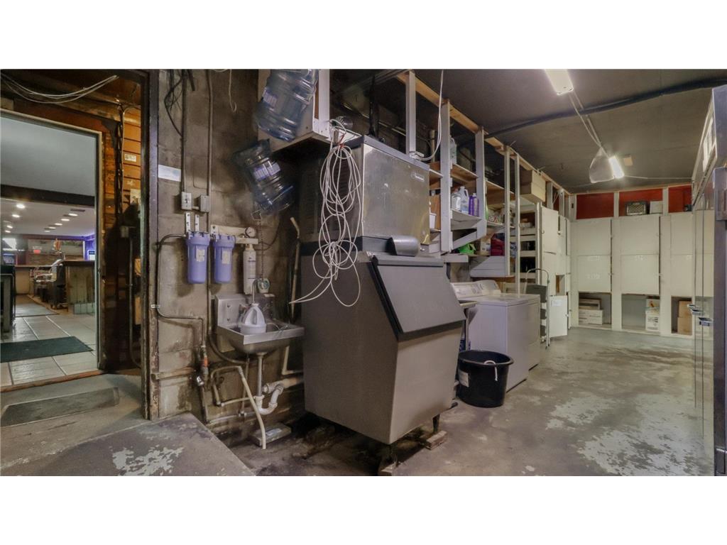 619 Broadway Street S Menomonie WI 54751 6541052 image18