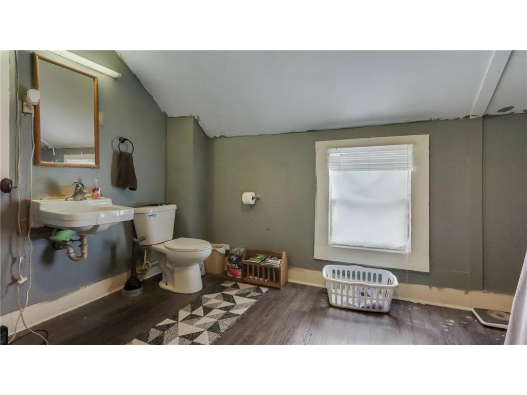 619 Broadway Street S Menomonie WI 54751 6541052 image24