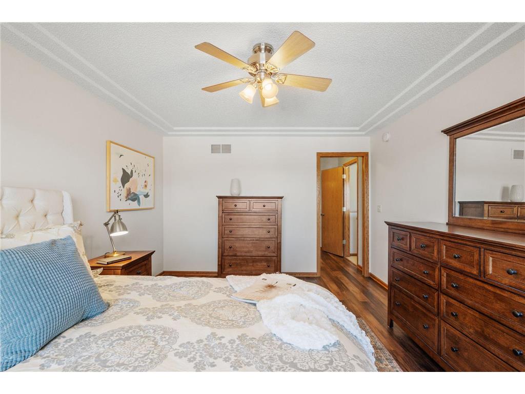 619 Crane Creek Lane Eagan MN 55121 7035821 image16