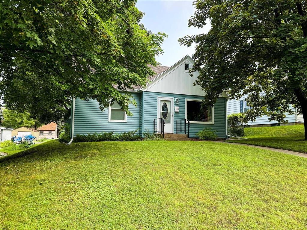 619 E Summit Avenue Fergus Falls MN 56537 6571549 image1