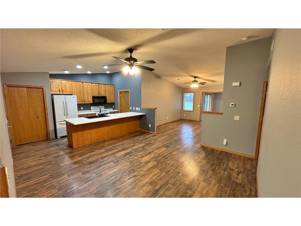 619 Fir Avenue NE Montgomery MN 56069 6804497 image13