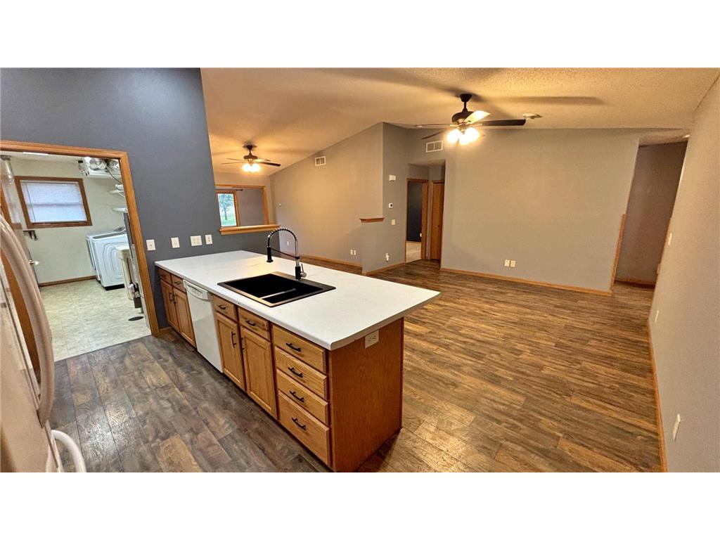 619 Fir Avenue NE Montgomery MN 56069 6804497 image18