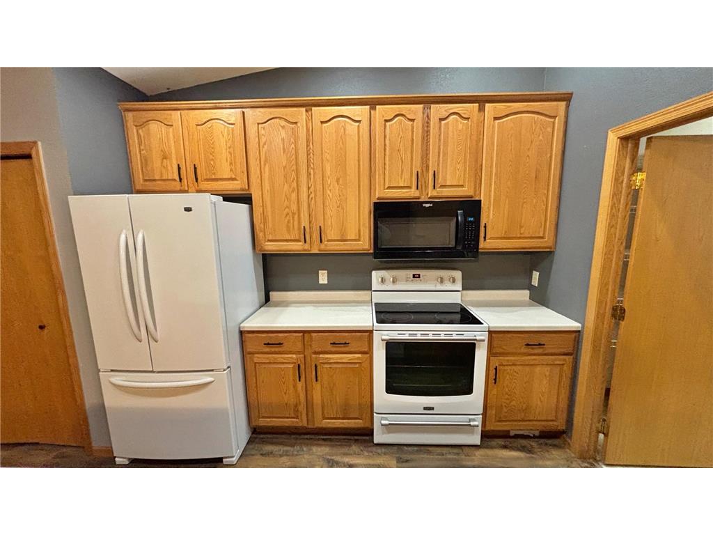 619 Fir Avenue NE Montgomery MN 56069 6804497 image19