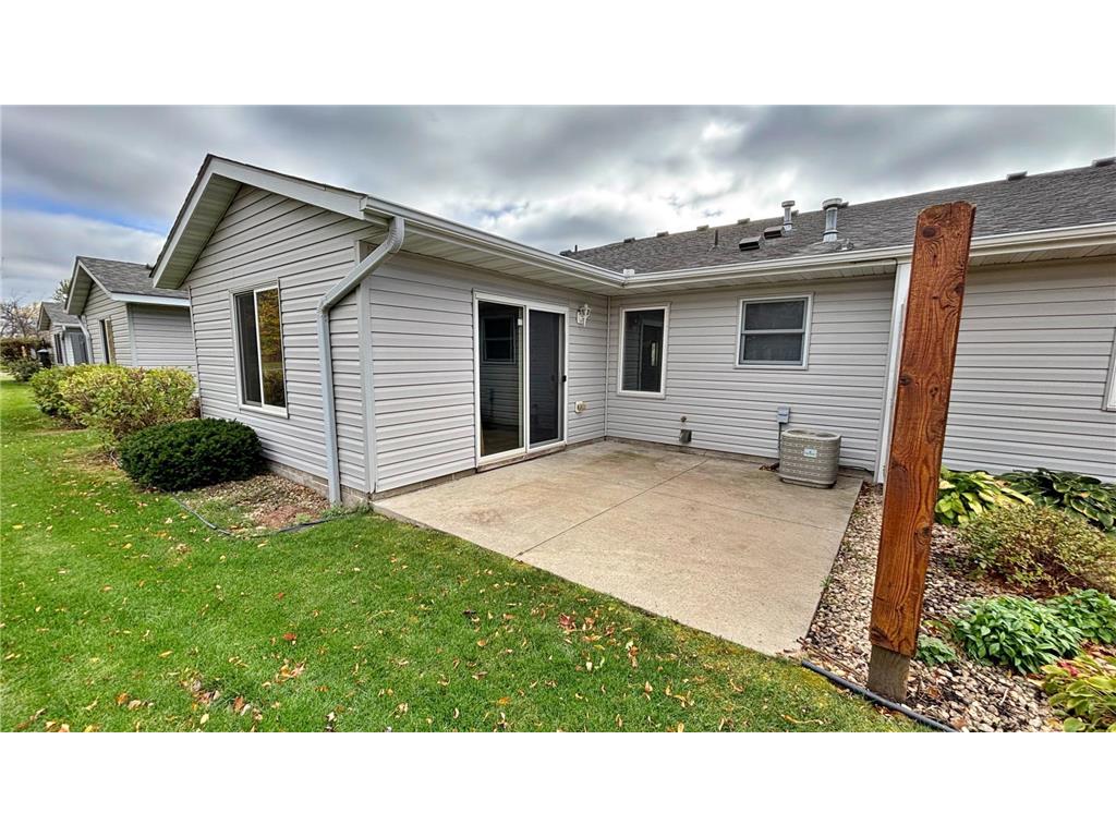 619 Fir Avenue NE Montgomery MN 56069 6804497 image6